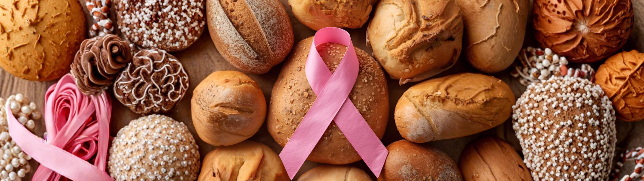 El Epicureo bakery decorated for October Breast Cancer Awareness Month.